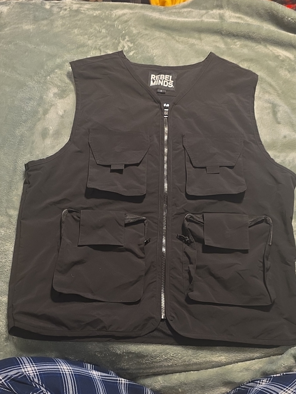 Rebel Minds Black Utility Vest - Multi-Pocket Men’s Vest